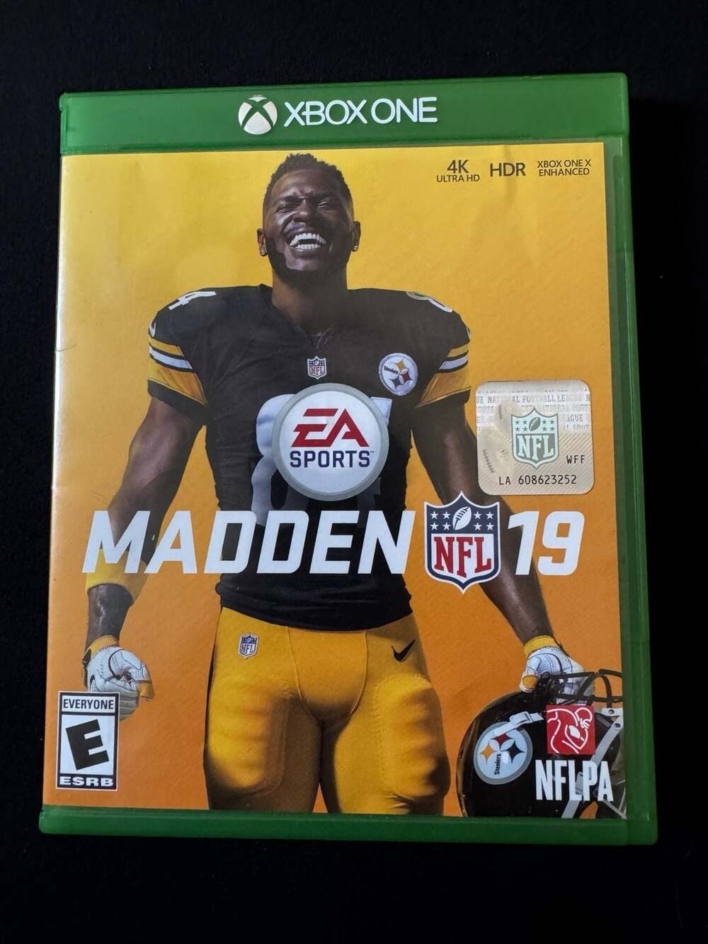 XBOX ONE- Madden NFL 19, EA SPORTS NFLPA excellent Used Condition LN